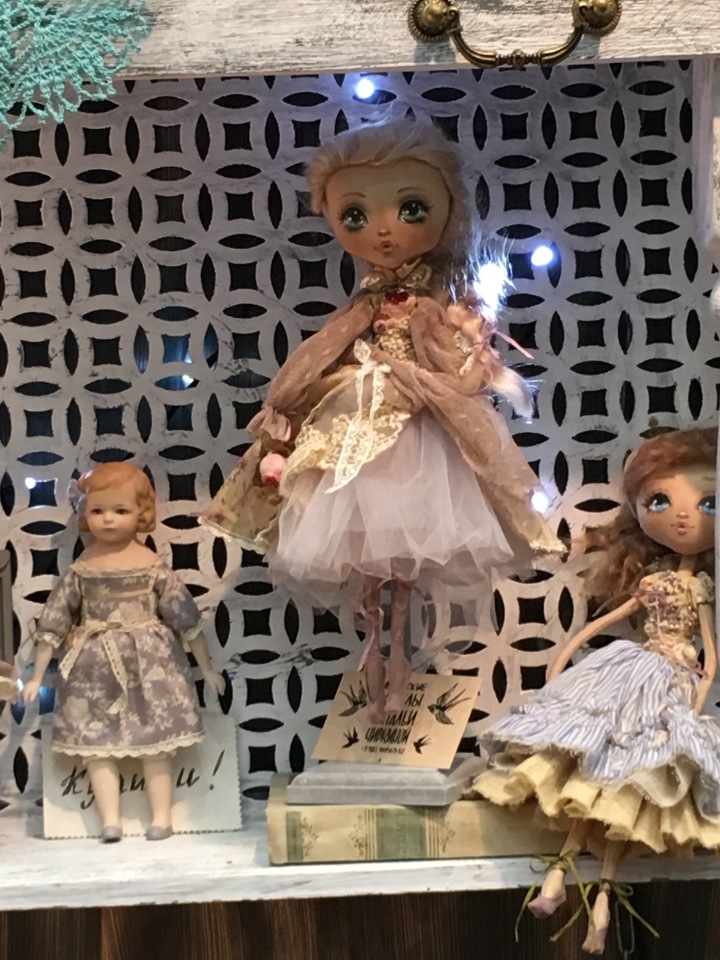 Апрель 2018 - выставка на Тишинке - так ее увидела я - часть 3