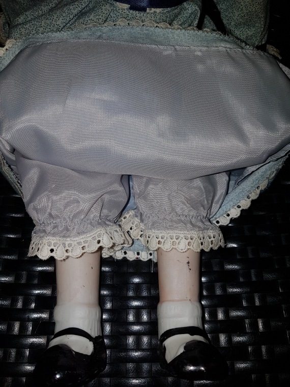 Большая коллекция Винтажных реплик с антикварных кукол