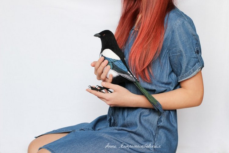 Сорока-белобока — Валяные игрушки из шерсти: сухое валяние