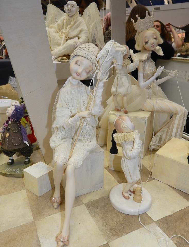 XV Международный осенний салон авторских кукол на Тишинке с 4 по 6 октября 2019 года в Москве - часть 1