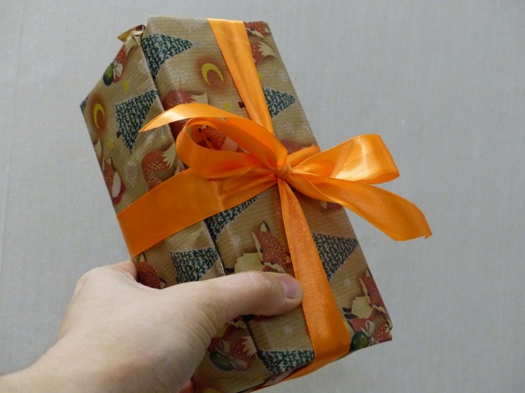 Новогодняя упаковка, провожаем в путь зверяток. Разные фотографии