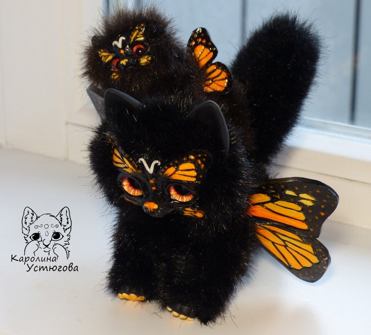 Бабочковая кошка Папилиофелис - Монарх и ее котенок