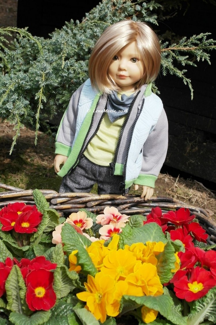 Тарас в апрельском саду — Куклы Kidz'n'Cats (Соня Хартман): шарнирные 46 см (фото 4)
