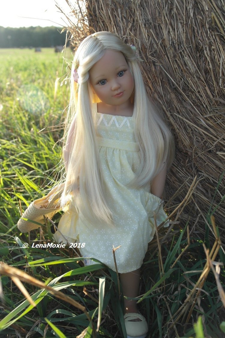 Зорянино лето. Прогулка в полях