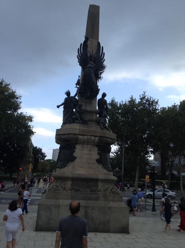 Путешествие Минуш в Испанию. Каталония. ч.2. Донна Барселона. Храм искупления грехов