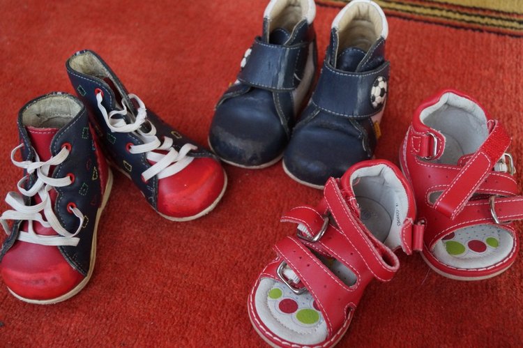 Посылки, посылки - с куклами, игрушками, обувью, одеждой