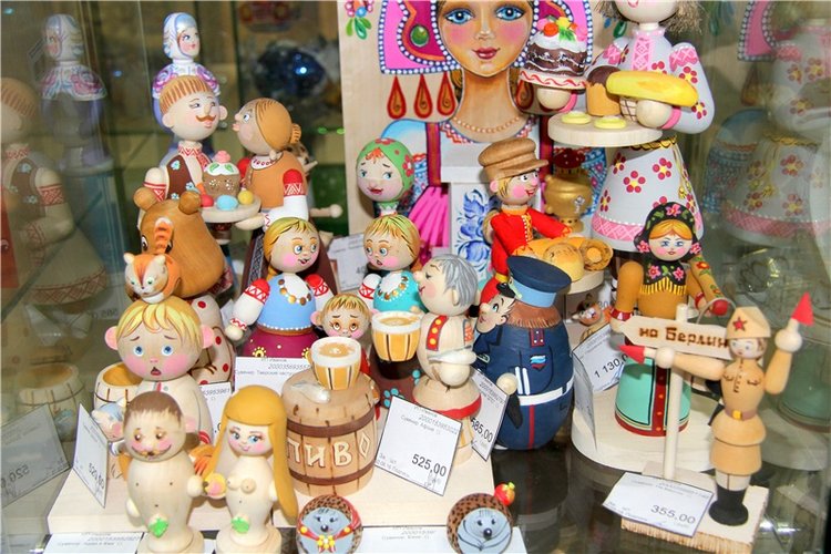 У Новогодней Ёлочки — Новый год и Рождество: праздничные фото кукол (фото 7)