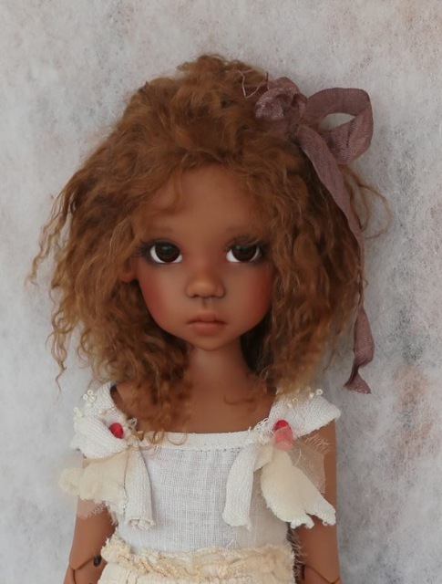 Открыт преордер на Coffee tan human Missy от Kaye Wiggs (фото 3)