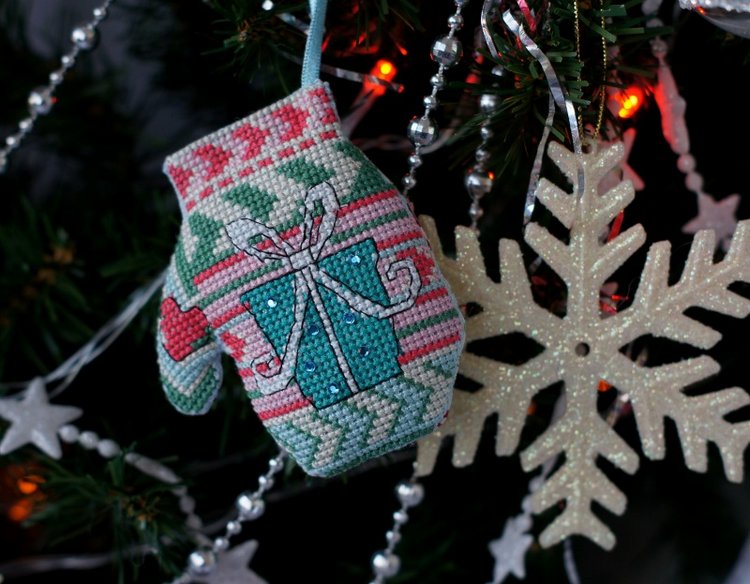 Новый год ручной работы — Вышивка крестиком