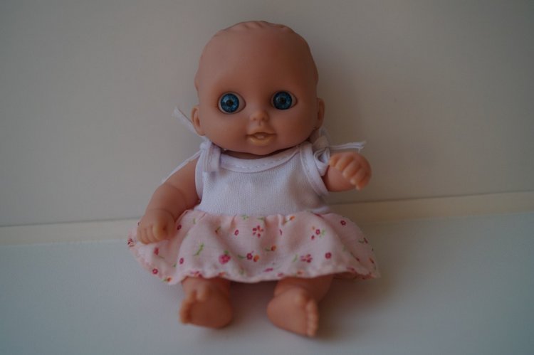 Первая июльская выписка. Две разные поломки шейного крепления - исправляем. Санаторий для кукол. И новые пациенты