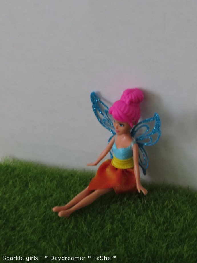 Сверкающее очарование маленьких фей