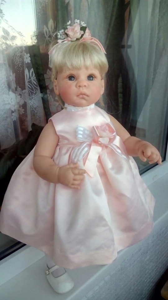 Приехала еще одна слатуля