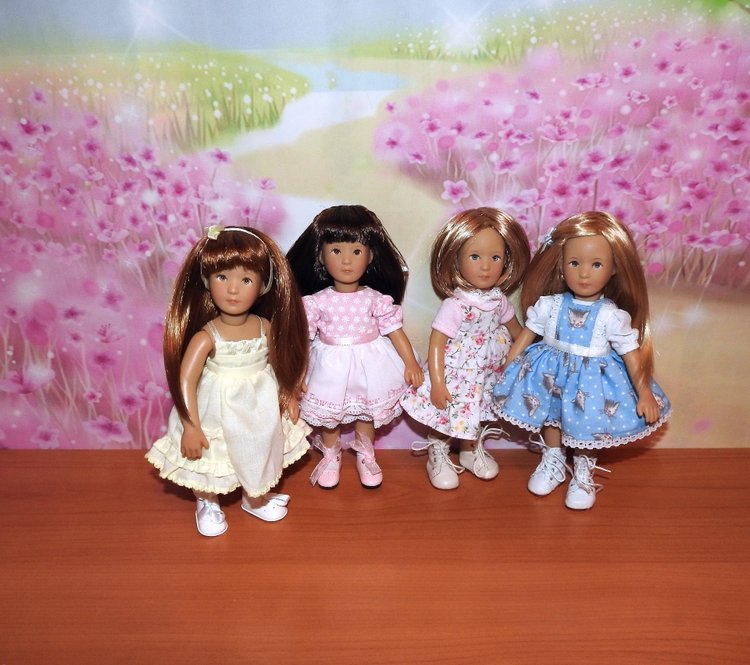 Куколки KIDZ'N'CATS mini и обувочка для них