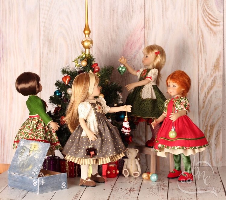 Платья к Новому году, или Лучше поздно, чем никогда