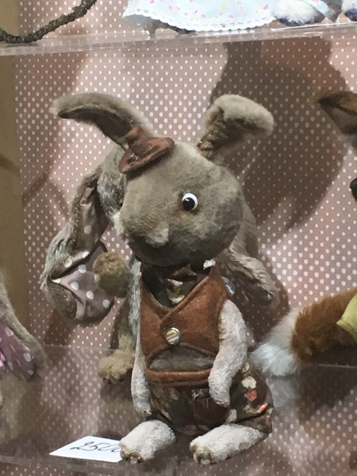 Апрель 2018 - выставка на Тишинке - так ее увидела я - окончание