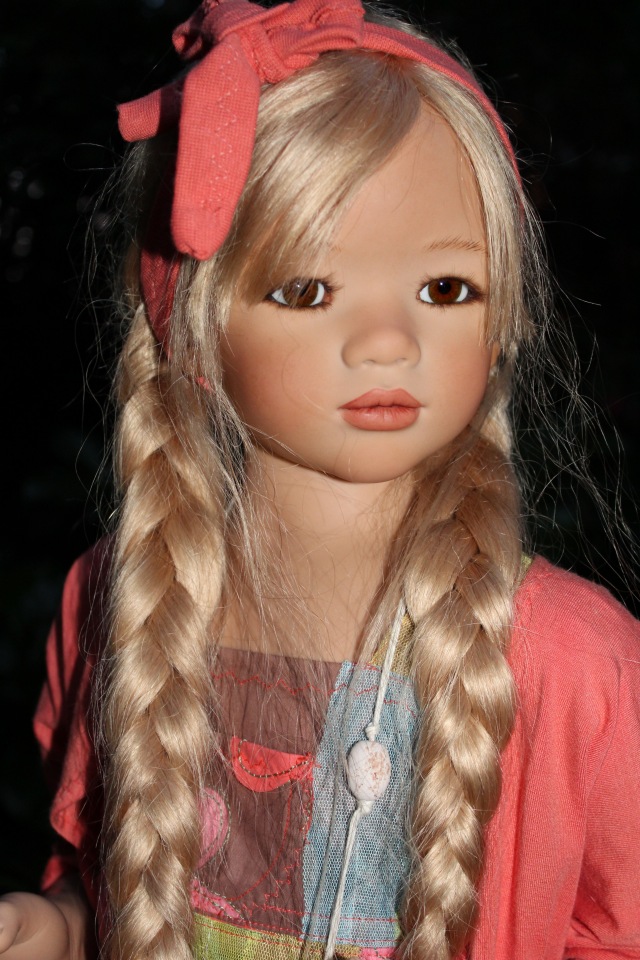 Воспонинаяния о лете. Две сестрички, две Анны Лу - часть первая