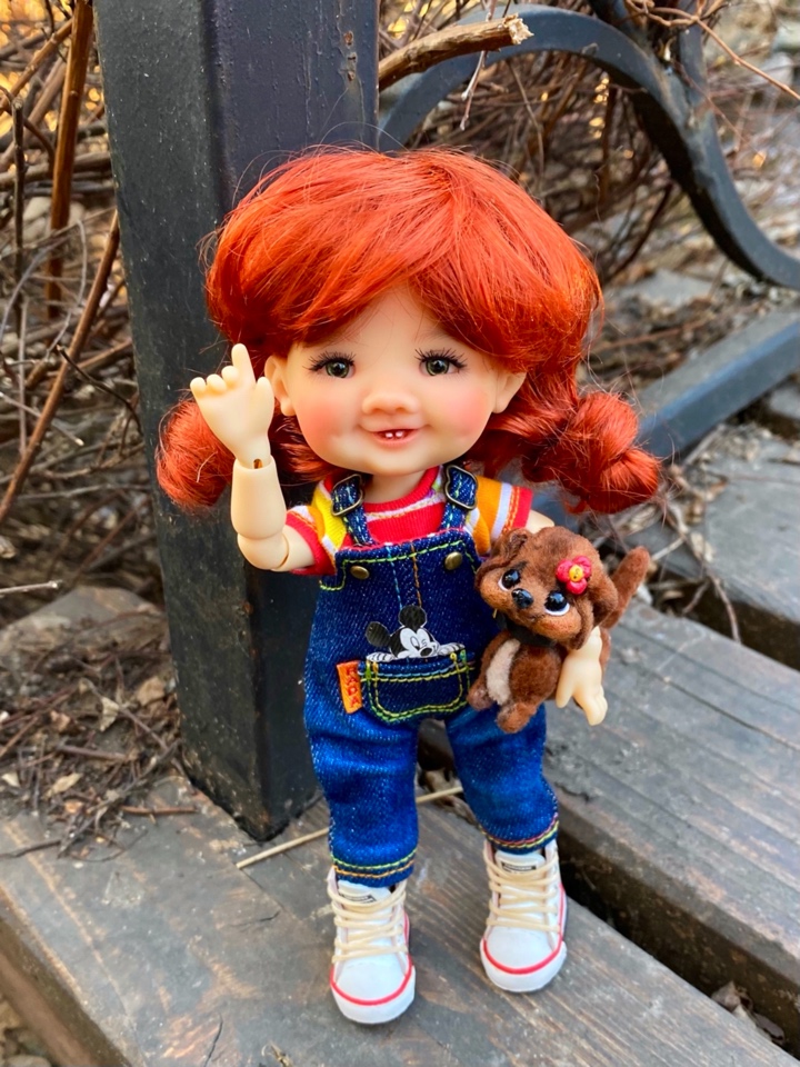 Стоят девчонки... стоят в сторонке. Meadow dolls