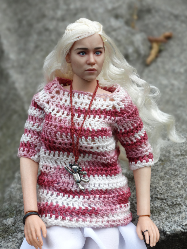 Совсем другой стиль для Дэни. Экшен-кукла Daenerys от ThreeZero (фото 10)