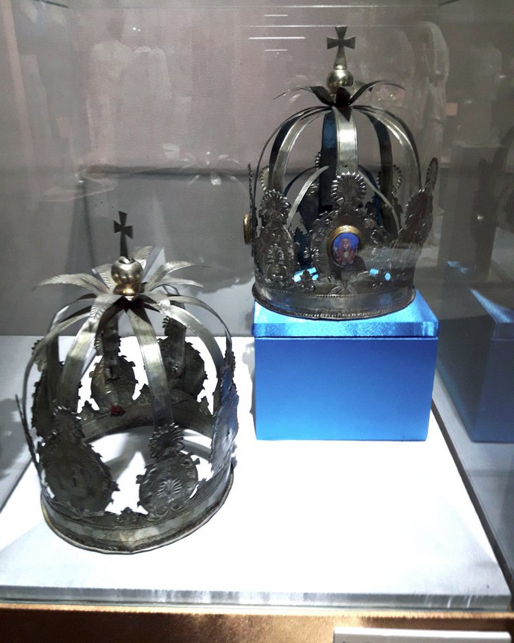 Выставка "Узоры свадьбы кружевной". Зал 2 | Бэйбики Выставка "Узоры свадьбы кружевной". Зал 2