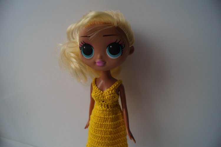 Первая октябрьская выписка. Воссоединение головы и тела. Парикмахерские услуги. Базирон+солнце