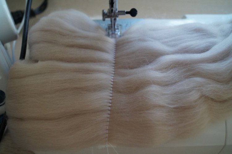 Четвёртая выписка февраля, которой могло не быть. Как заузить отверстие в шее советской куклы, чтобы голова не проваливалась