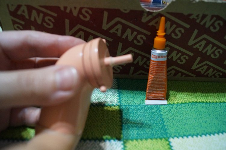 Третья выписка февраля. Сложная пациентка получила помощь нейрохирурга, бегемот Тотоша снова ловит шарики, лепка стоп +