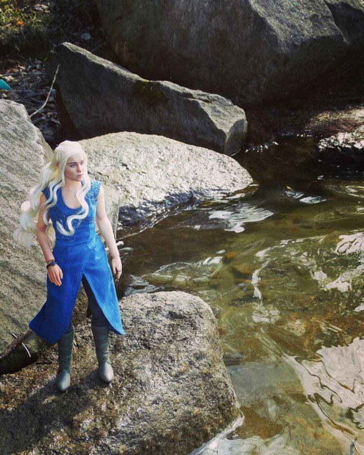 Ещё немного Дейнерис. Экшен-кукла Daenerys от ThreeZero