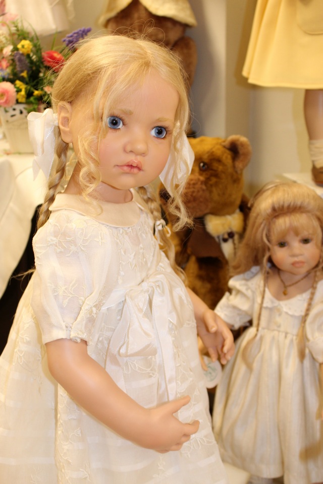 Летняя встреча коллекционеров в магазине кукол. Заключительная часть