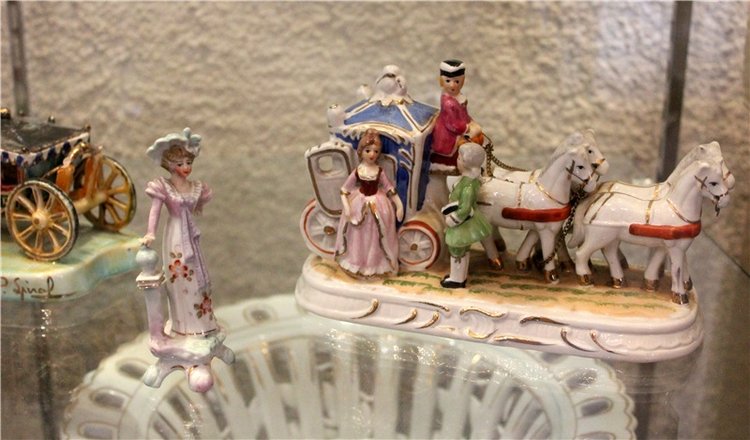 Старица, Музей фарфора — Фарфоровые статуэтки и фигурки: винтаж