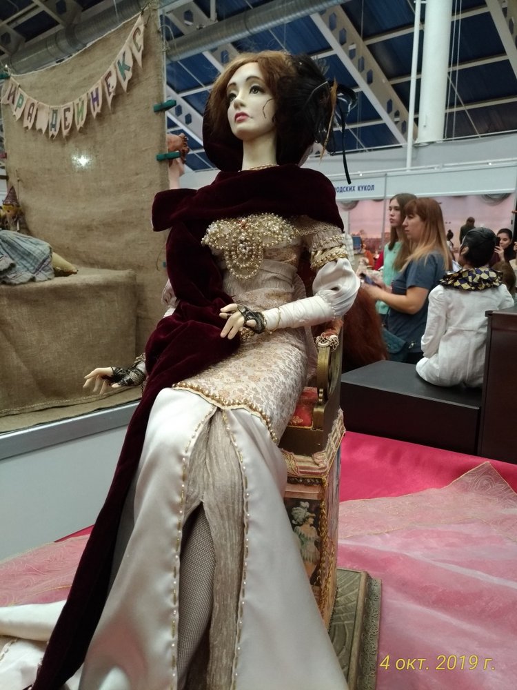 XV Международный Салон Авторских кукол на Тишинке моими глазами. Часть I