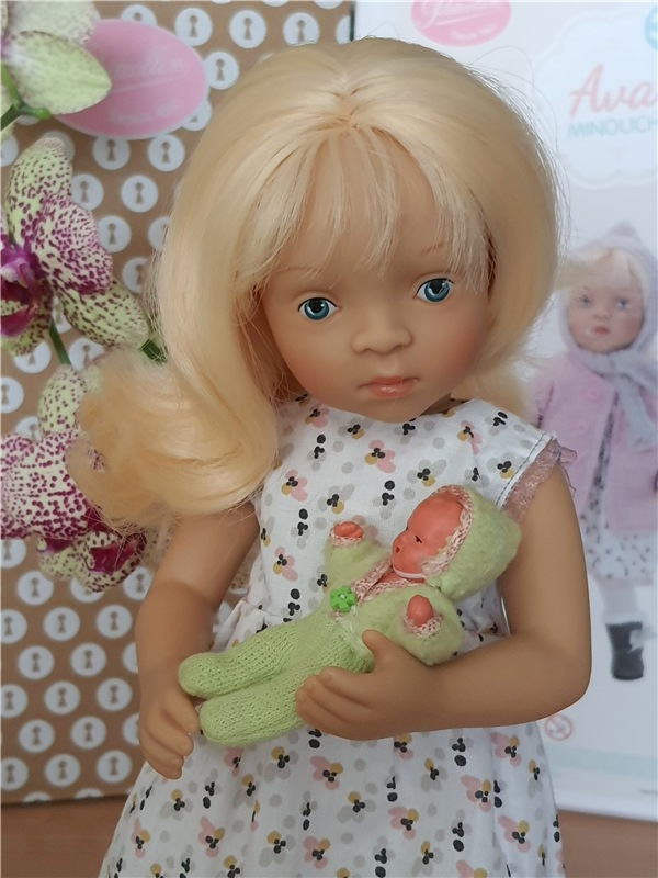 Ava. Petitcollin Minouche Ava