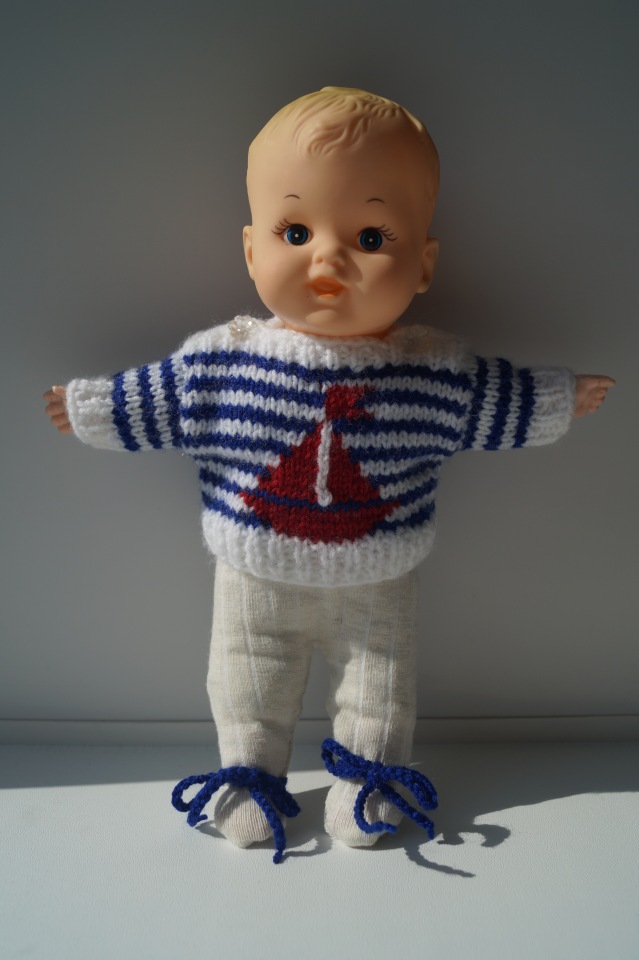 Вторая июльская выписка. Лечение глазок: отсутствие радужки, косоглазие. На лечении была ГДРочка. Голова+тело= красивая