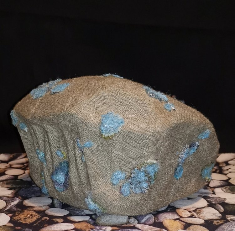 Всё в этом мире связано - даже камни... Русалочка