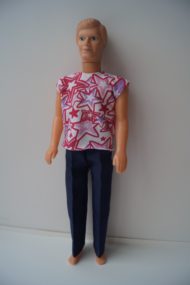 Третья выписка декабря. Ещё одна ёлочка здорова! Как починить шейное крепление кукломужчины (мои ошибки и способы их