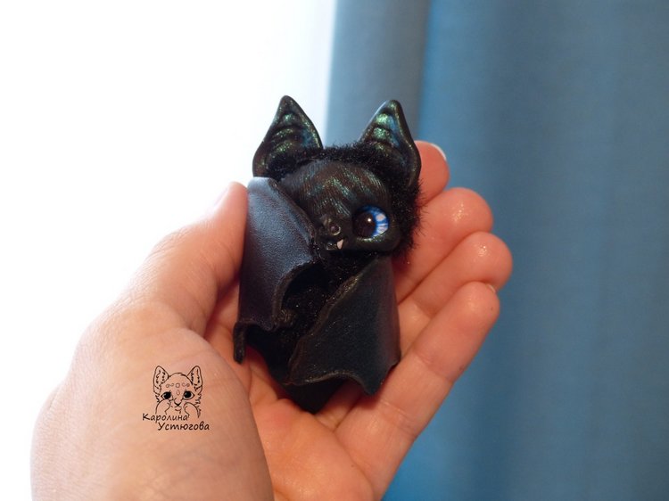 Сапфировая летучая мышка — Игрушки в смешанной технике (мех и глина): Арт (фото 10)