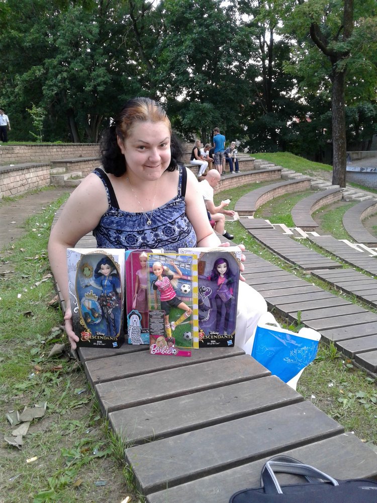 Наше лето 2: Псков, День Города! Прогулка с Донной. Новые куклы в подарок (ура!!!)