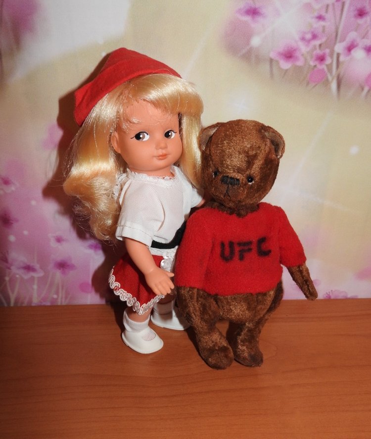 Авторский мишутка и куколки ГДР (фото 10)