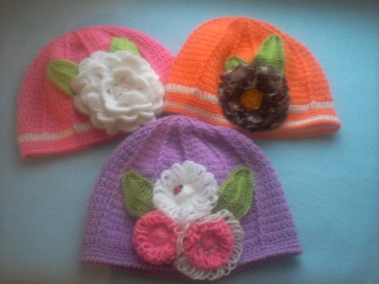 Спасибо Яндекс диску. Шапочки для девочек