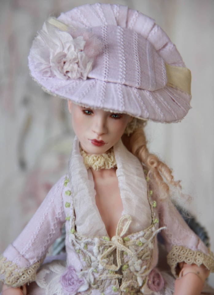 Маркиза М. Фарфоровая шарнирная кукла