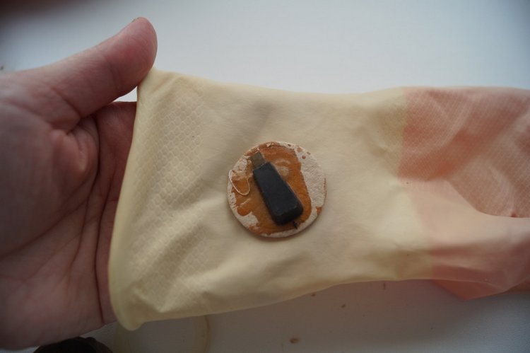 Первомайская выписка: чистка содой, ремонт пищалки, сшит Баварский костюм и реанимация брошенок