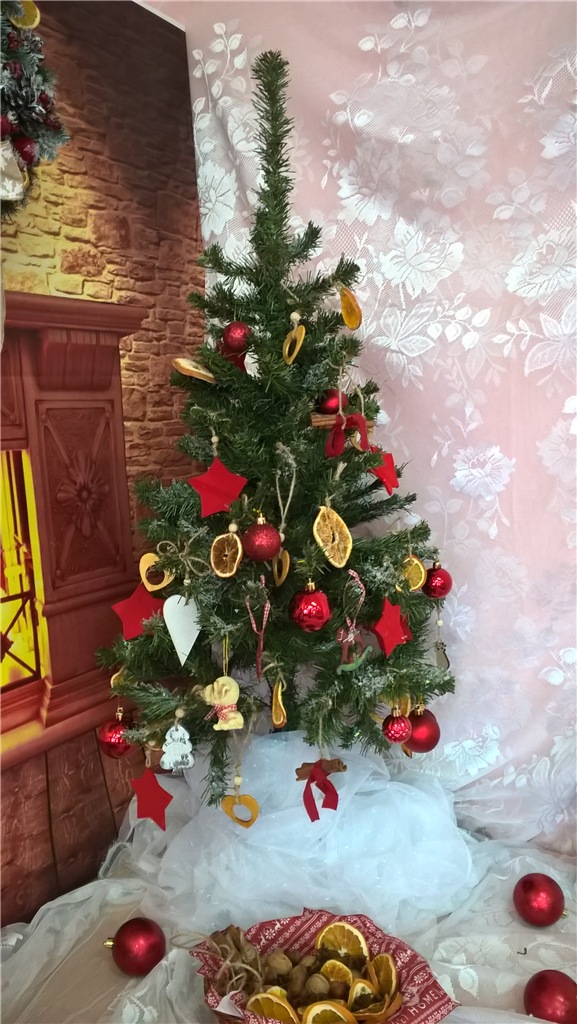 "...мир черно-белый весь разрисуют чудаки!"