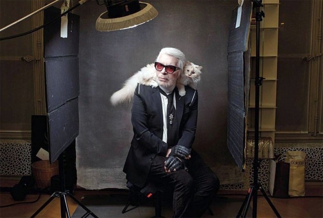 Скончался Карл Лагерфельд: дизайнер, ставший легендой еще при жизни