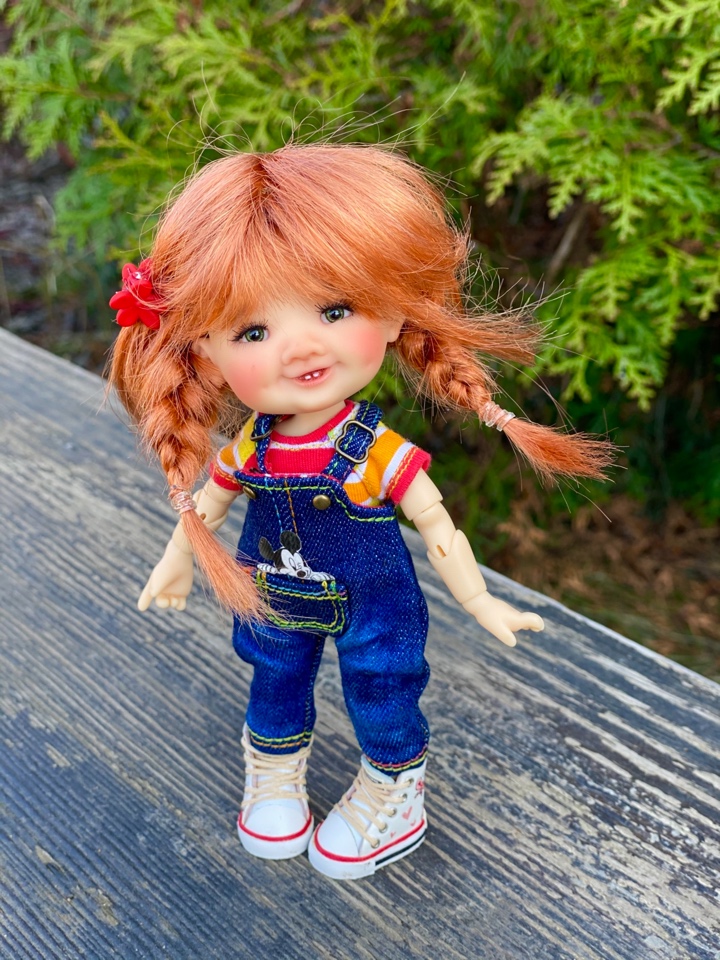 Стоят девчонки... стоят в сторонке. Meadow dolls