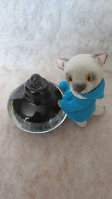 Попутные увлечения ( парфюмерные бутылочки)