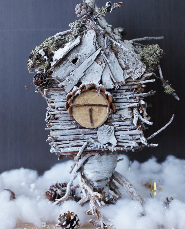 Избушка на курьих ножках — Авторские игрушки из разных материалов: синельная проволока (фото 6)