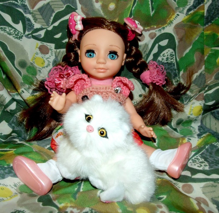 Моя новенькая кукложительница - Асяська