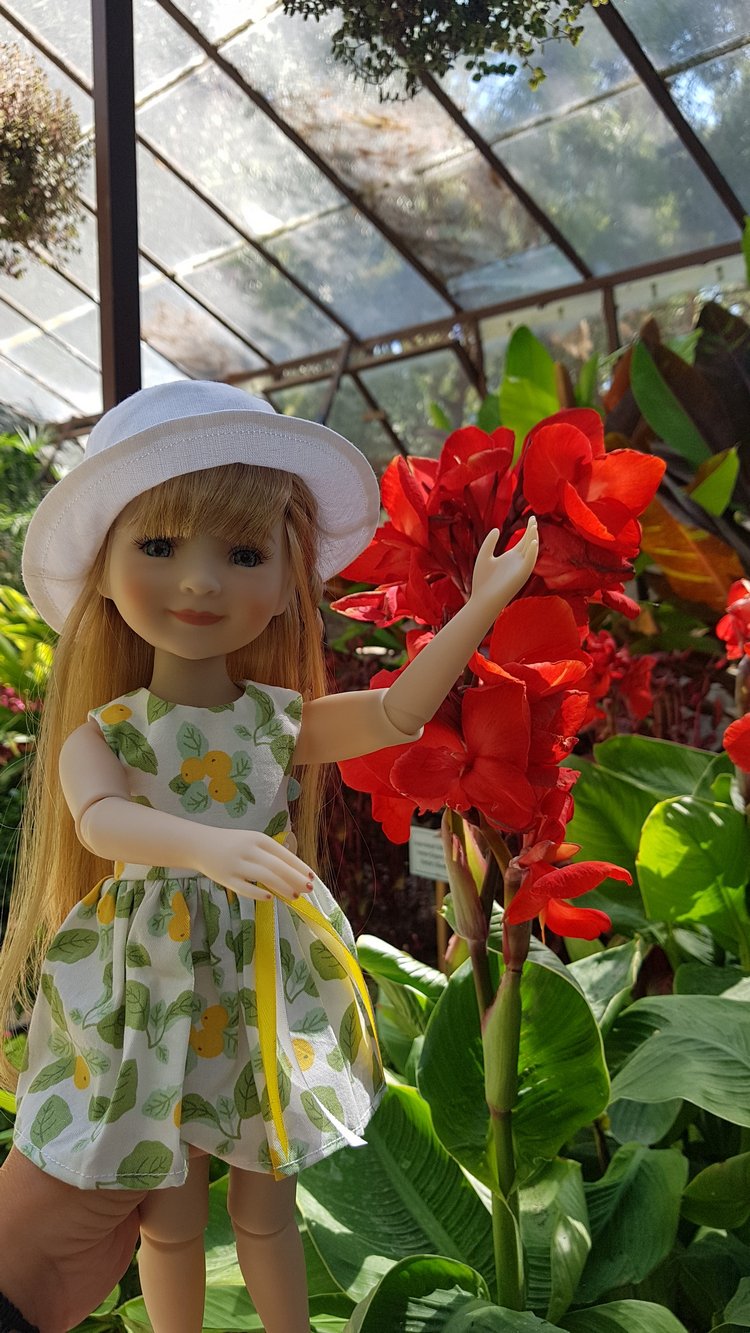 Инес на море — Куклы Ruby Red (Руби Ред) Fashion Friends: Siblies