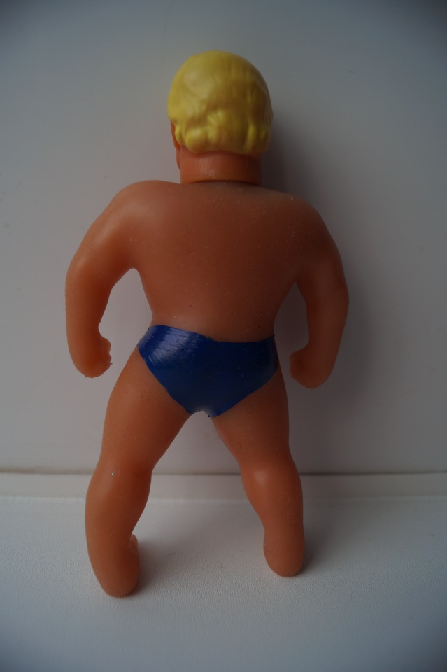 Третья выписка января. Санаторно-курортная. Куклы отдыхают, причесываются, наряжаются. Игрушки СССР обрели зрение. Как