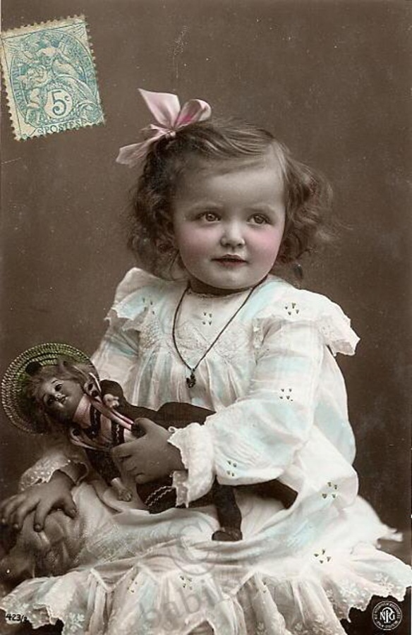 Мгновения жизни застывшие в фото или девочки другой эпохи