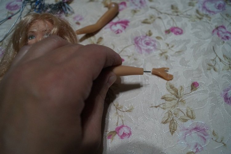 Третья выписка сентября. Перелом колена, сломано крепление руки в плече, сгрызена кисть или полное её отсутствие - это все